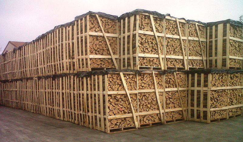 Brandhout prijzen en eik in container goedkoop thuislevering 2m³ betaling met ecocheques betalen droog goedkoopst voordelig handig thuislevering - Brandhout - Brandhout-prijzen.be Flament